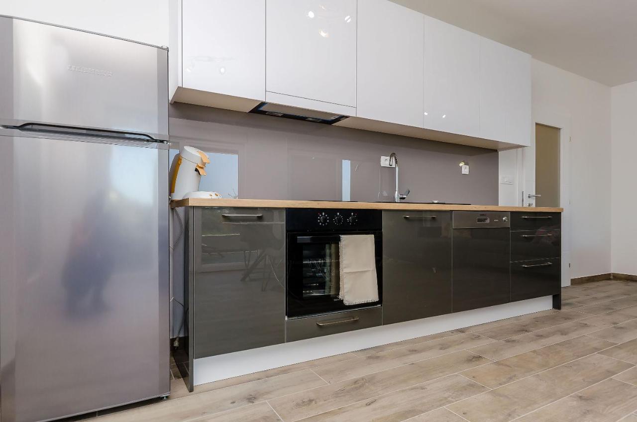 Apartment Rozalia Trogir Zewnętrze zdjęcie