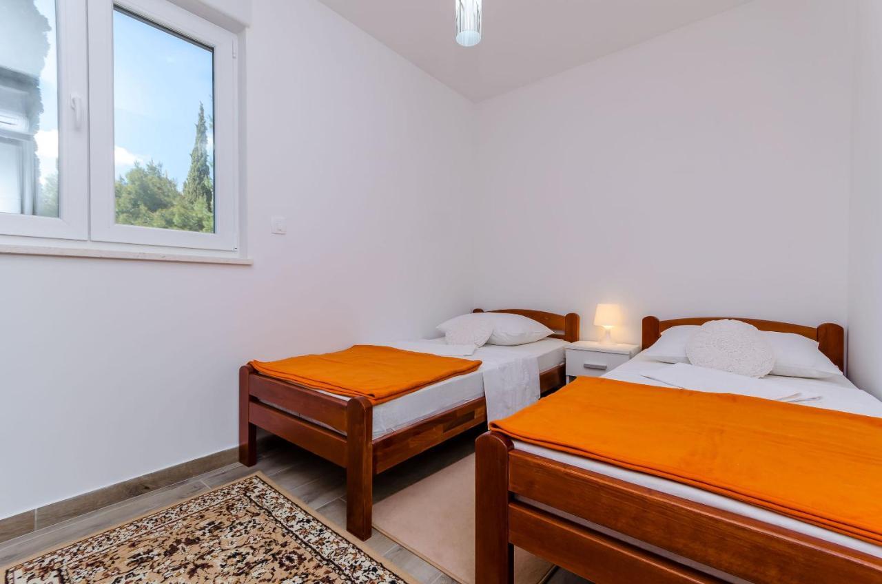 Apartment Rozalia Trogir Zewnętrze zdjęcie
